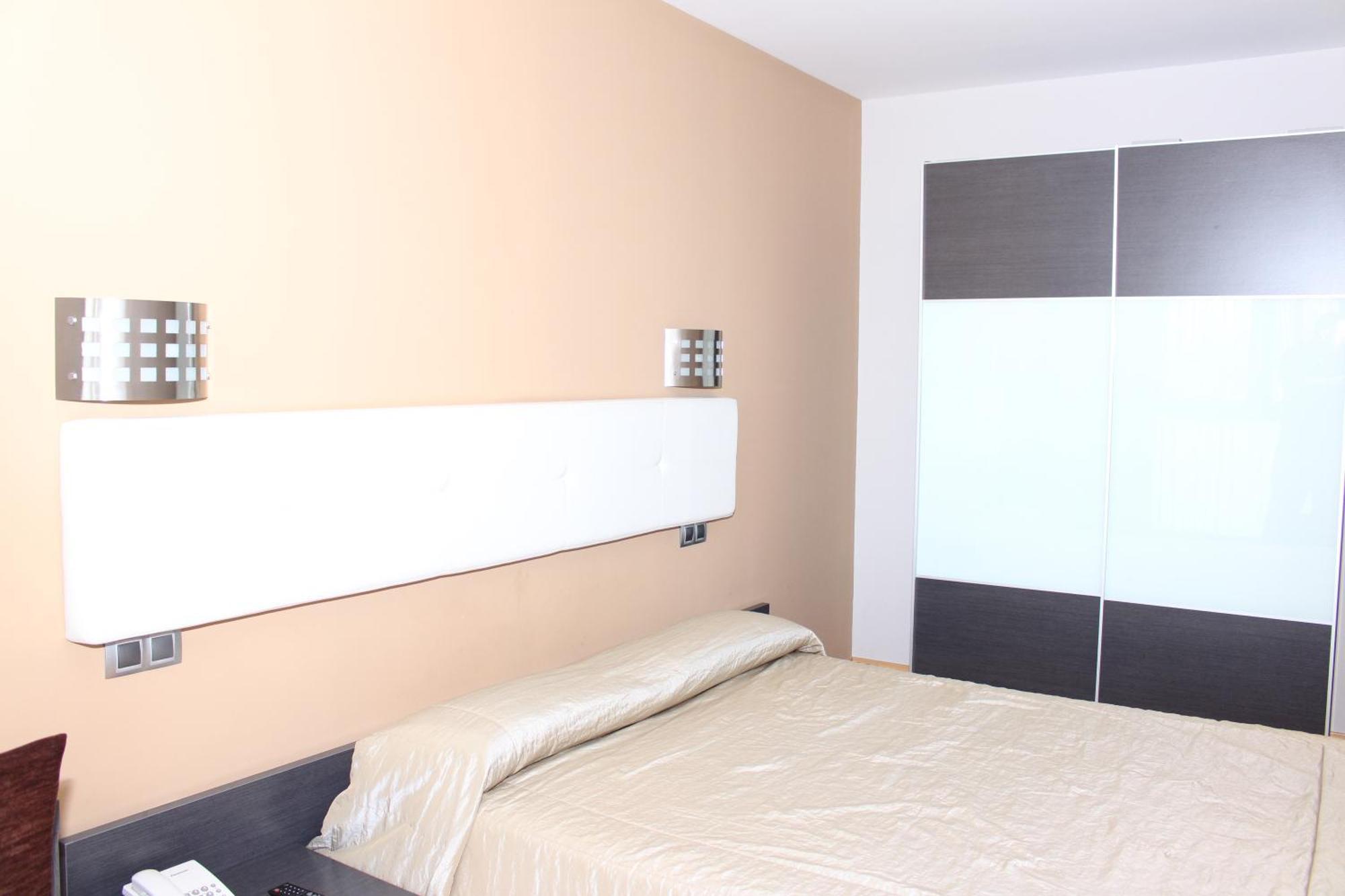 Hotel Ciutat D'Ампоста Номер фото